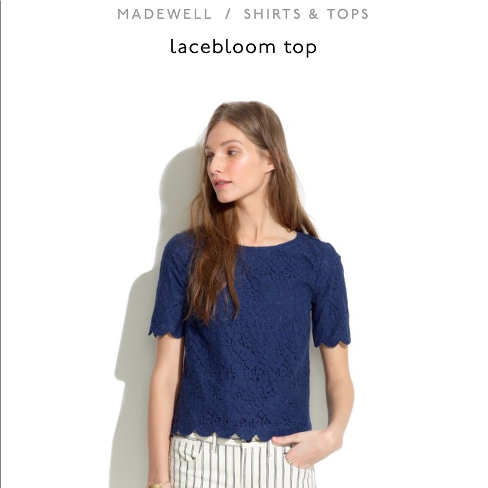 🌿Madewell lacebloom top. Navy blue. Size S